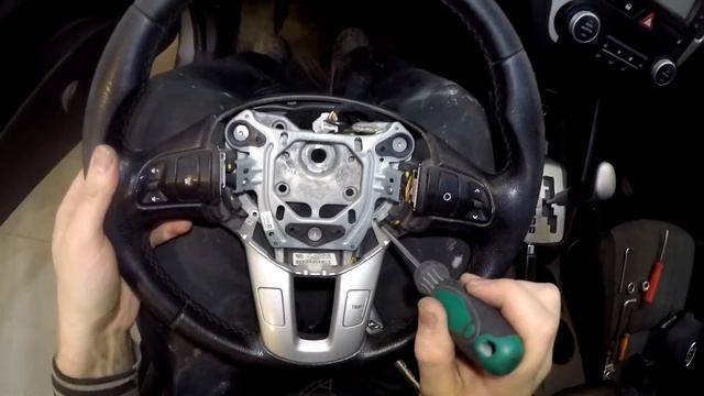 Как снять/разобрать руль KIA Ceed 2010-2012год