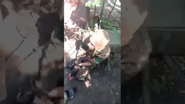 Взяли Хряка в плен и хотели рубануть его топором???