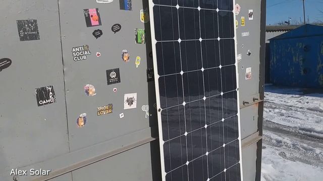 Гибкая солнечная панель 100 ватт. Заряжаю аккумулятор lifepo4 12v 100 а/ч. Измеряю ток.