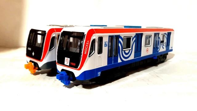 Игрушечный вагон метро "МОСКВА"