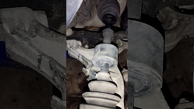 volvo s60 замена левого шруса