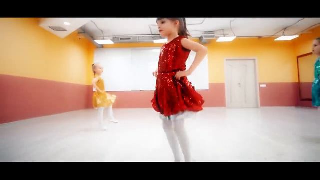 Танец лялечка