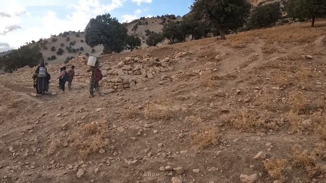 Nomadic man's conflict: two wives: taking refuge in the mountain