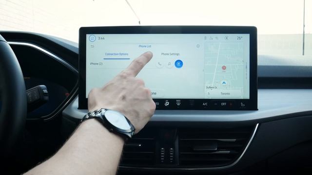 Android Auto and Apple CarPlay in the Ford Escape (2023 model Sync4)