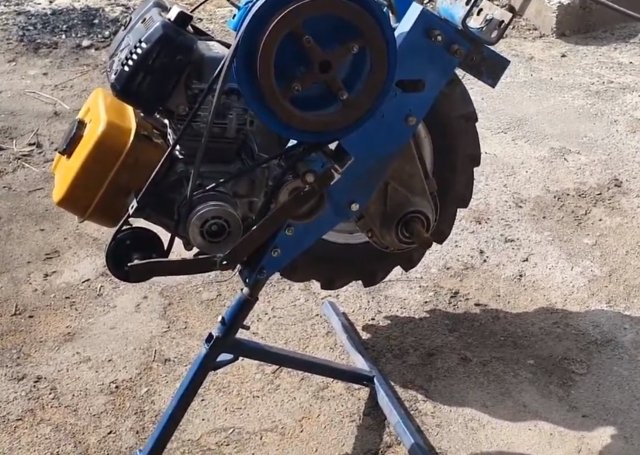 Подъемник для мотоблока.mp4