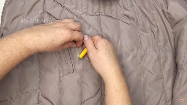 Как починить дырку на куртке за 2 минуты ремонт одежды