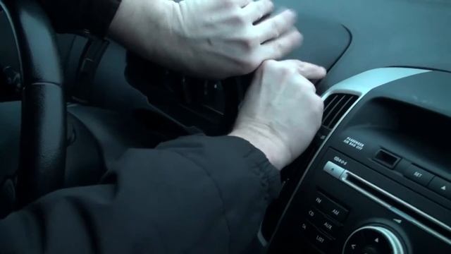 СНЯТЬ ПРИБОРНУЮ ПАНЕЛЬ  НА KIA CEED 2012