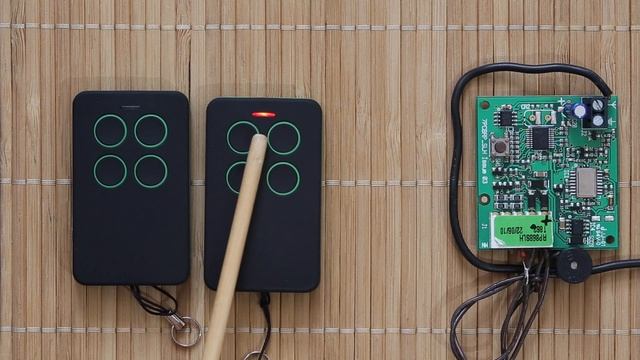 О дубликате пульта FAAC 868 SLH. 3 урока настройки универсального пульта Уни на шлагбаум ворота FAA