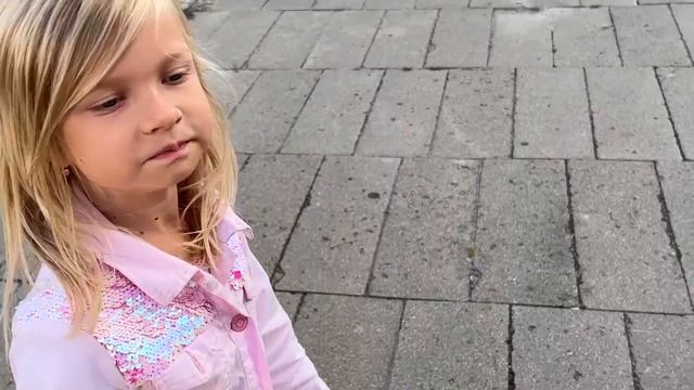 ПРОГУЛКА И ПОКУПАЕМ УКРАШЕНИЯ НИКЕ НА 1 ГОДИК. НИКА ЛАЙФ