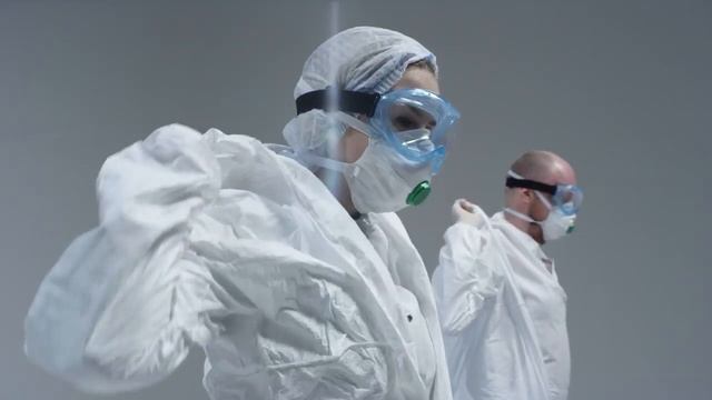 Порядок снятия одноразового защитного комбинезона. COVID-19.