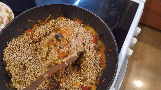 готовим зелёную гречку.
