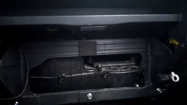 Kia Sorento/ Киа Соренто Замена фильтра салона на соренто 2008 года