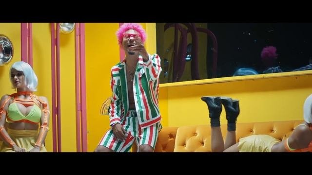 El Alfa "El Jefe" Ft. Kiko El Crazy - Mueve La Cadera (Video Oficial)