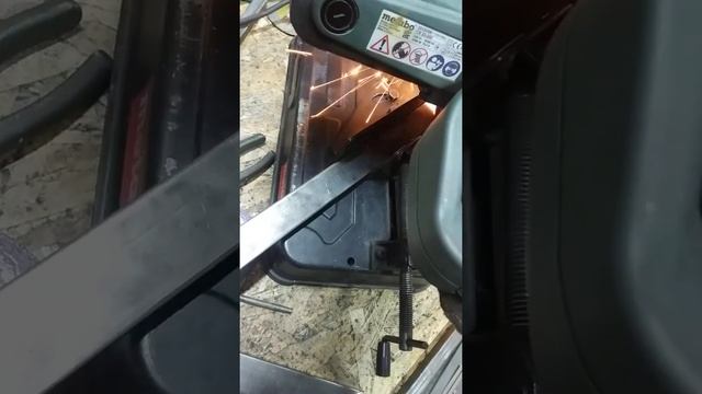Как отрезать угол 45 градусов на тарцовочной пиле ??? Секрет!