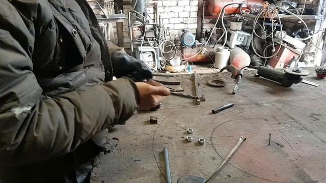 Это гениально и просто!!!как согнуть трубу без трубогиба