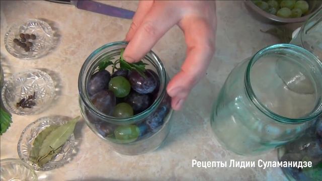 Маринованные сливы на зиму - отличная закуска к мясу, рыбе и не только