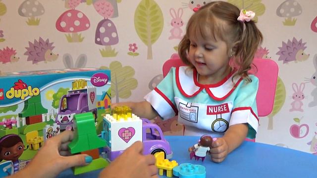 LEGO DUPLO Доктор Плюшева Скорая помощь доктора Плюшевой Играем в доктора Распаковка Lego Duplo