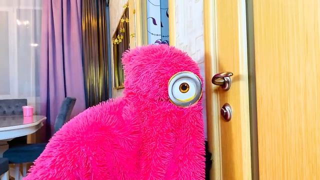 Полина показывает Как не надо себя вести детям _ Учимся мыть руки для детей