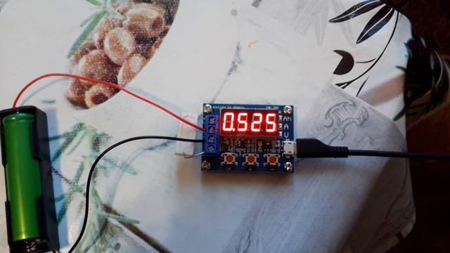 Дешевый тестер для проверки емкости свинцевых и литиевых аккумуляторов