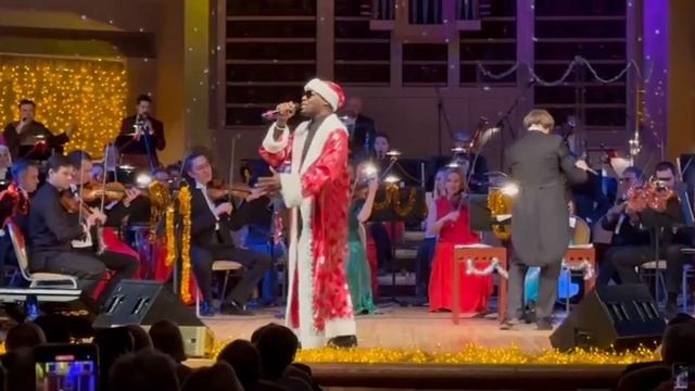 Новый год со звездами