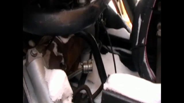 Предпусковой подогреватель двигателя (мокрый фен) Hydronic 10 на Shacman F2000 ЕВРО 2 (часть 1)