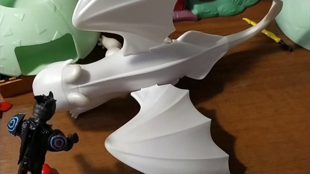 Как приручить дракона 3. Что произошло с Дневной Фурией?