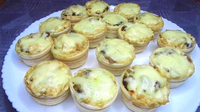Жульен в тарталетках сытная вкусная закуска
