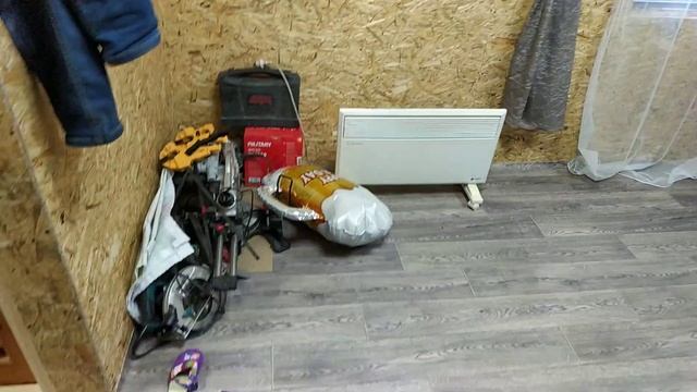 бытовка продолжение, цена, как получилось обставить внутри.