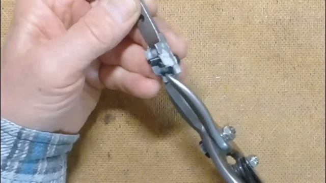 ПИЛКОДЕРЖАТЕЛЬ лобзика своими руками! Сделать проще простого!