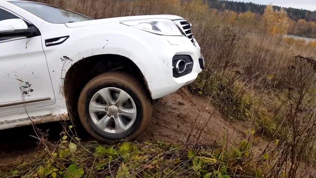 Haval H9 на бездорожье. Тестирую режим "Грязь" на глине.