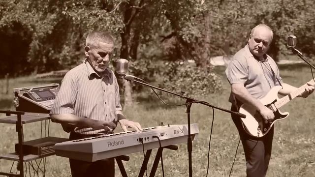 Гурт (группа) РЕТРО - Королева Красоты. Музыка - Арно Бабаджанян, слова - Анатолий Горохов.