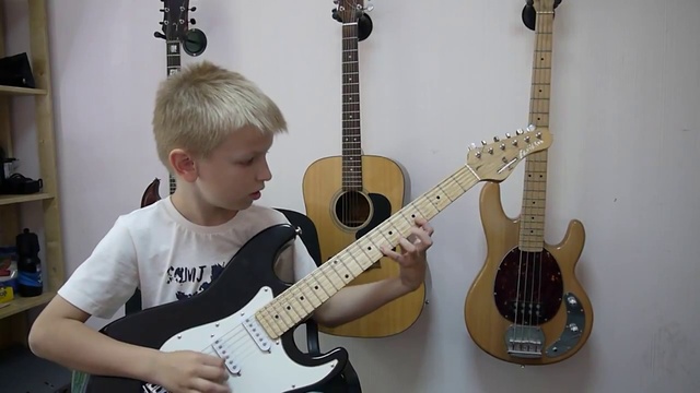 Хит сезона. Исполняет Влад Круцких (8 лет)