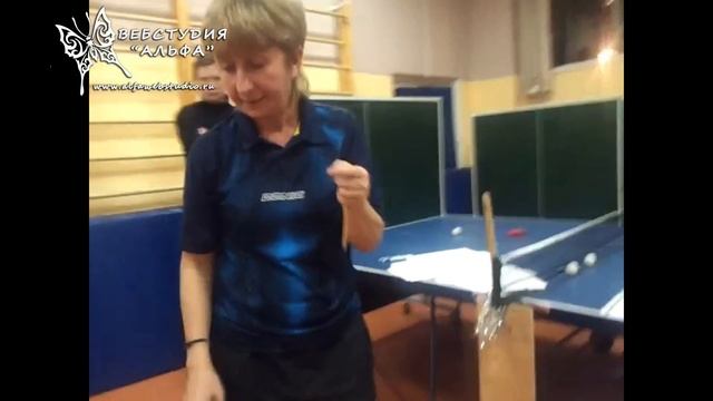 Как правильно тренироваться с тренажером колесо. Настольный теннис. Костеневич Л.М.