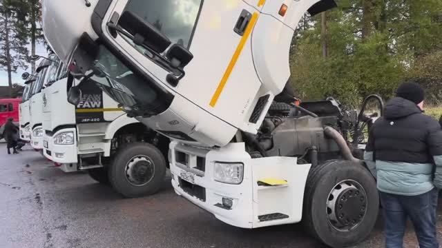 Поставили КАМАЗ на учёт )