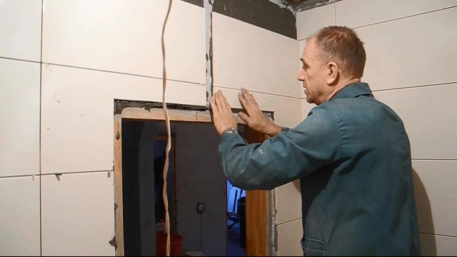 Простой способ укладки плитки вокруг дверей ч.1