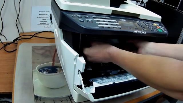 Kyocera. Как устранить замятие, где искать замятую бумагу. В аппаратах, типа M2030dn/FS-1120D и т.п