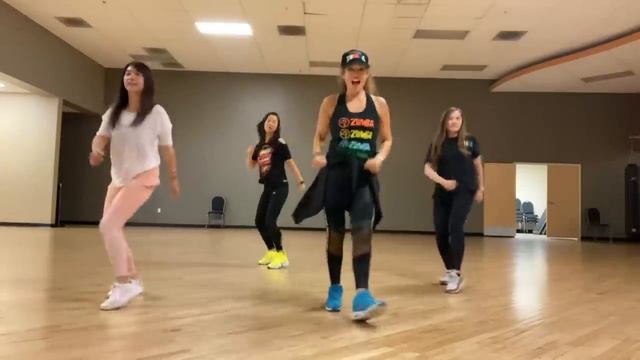 ZUMBA_ Daddy Yankee _ GASOLINA _ reggaeton