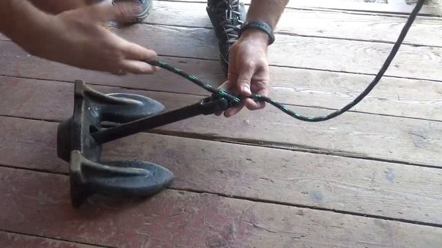 Простой и надёжный якорный узел. Как привязать якорь для лодки.