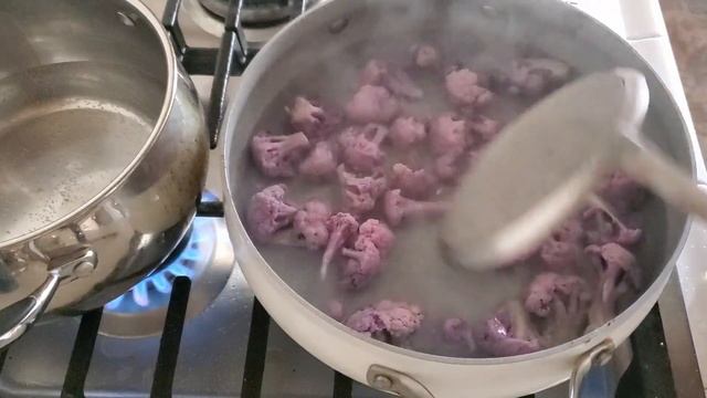 КУРИЦА ЗАЛИВНАЯ. ХОЛОДЕЦ ИЗ КУРИЦЫ. СЕКРЕТЫ ПРОЗРАЧНОГО ХОЛОДЦА. КУРИНЫЙ ПРОЗРАЧНЫЙ ХОЛОДЕЦ.