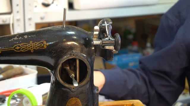 Почему регулятор не держит длину стежка на Подольской швейной машине?