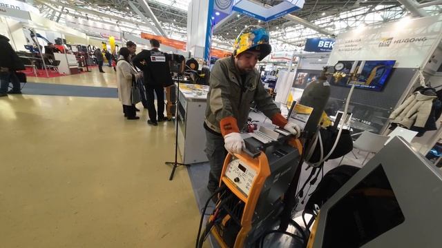 Выставочный стенд компании ТСС, сварочного оборудования Hugong на выставке Rusweld в Москве 2023г.