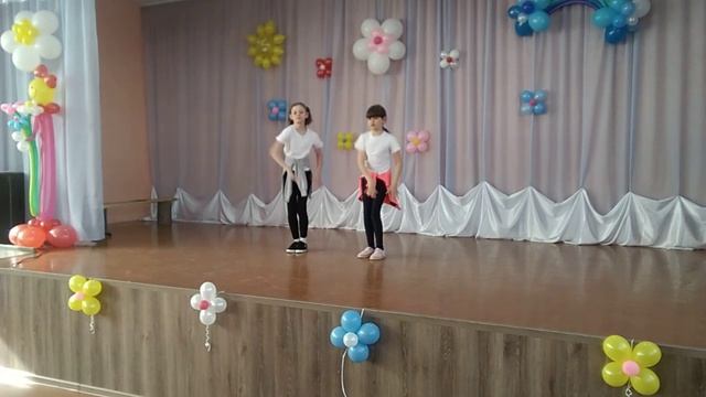 ТАНЕЦ НА МИНУТУ СЛАВЫ ?