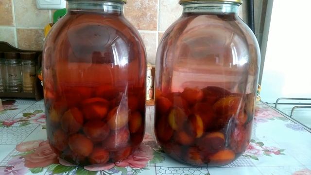 Сливовый компот .Самый ароматный компот из сливы УГОРКА .(венгерка). Видео рецепт.Заготовки на зиму