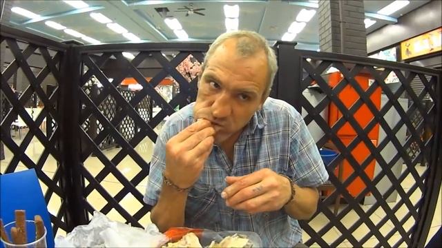 На что готов мужик ради 300 руб \ Съел курицу гриль за 8 мин