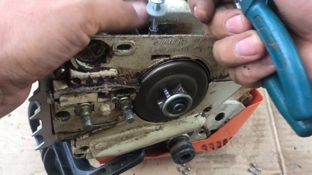 Как вытащить масляный насос на бензопиле Stihl ms 180