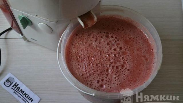 Томатный сок на зиму через соковыжималку