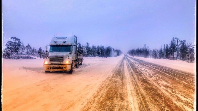 Дальнобой за Северный полярный круг. Вытаскиваю машину из кювета