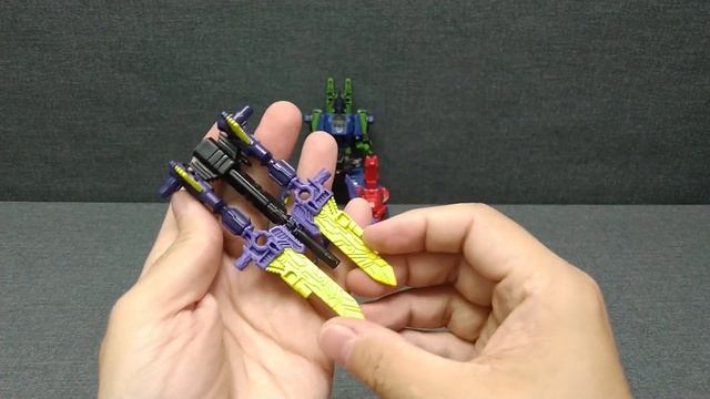 Обзор трансформера Bruticus - Generations - Fall of Cybertron. Музей Р-ТФ.
