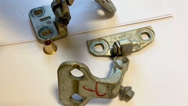 Land Rover Freelander II ремонт петель двери