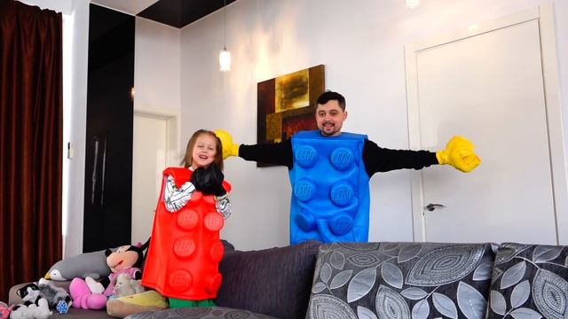 LEGO История! Лего Ведьма заколдовала всю семью Амельки! Что же с ними случилось? Амелька Карамельк